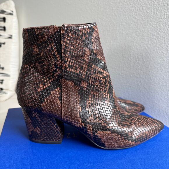 Steve Madden Missie Brown Snakeskin Vegan Leather Ankle Booties size 7.5- Fall - Picture 1 of 10